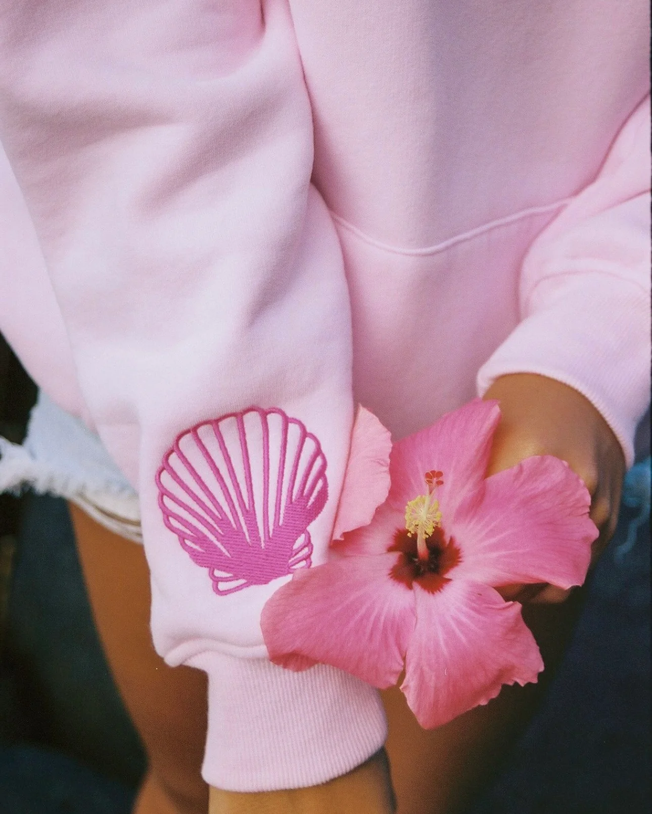 Pink-Palm-Puff-Hawaii-Hibiscus-Women-Pink-Hoodie