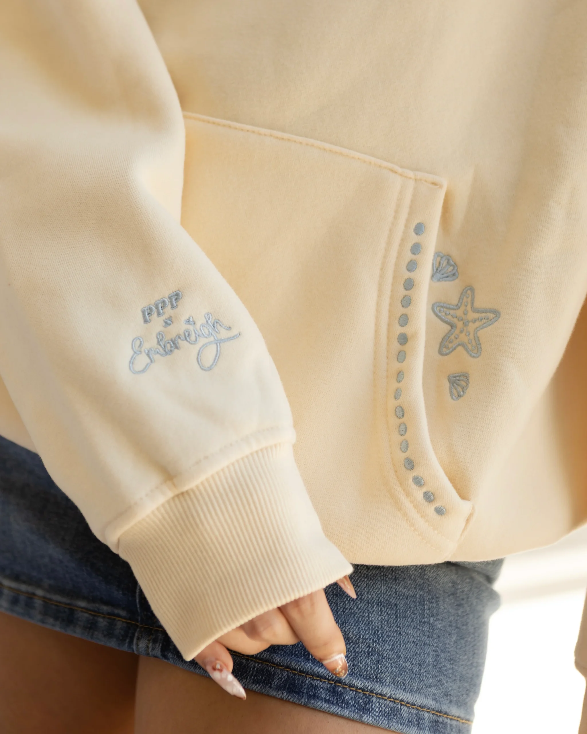 Pink-Palm-Puff-Live-in-the-Moment-Hoodies-scaled